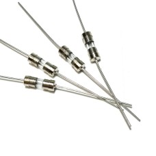 Предохранитель 3.6*10 1А с вывод.